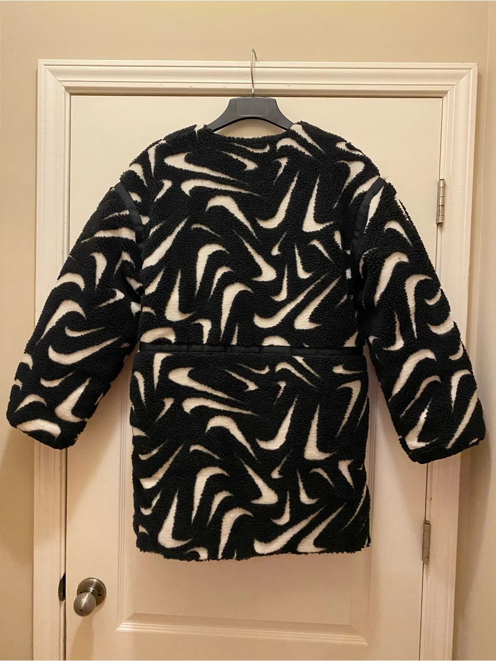 Nike Black & Cream Sherpa Zip Hoodie Coat